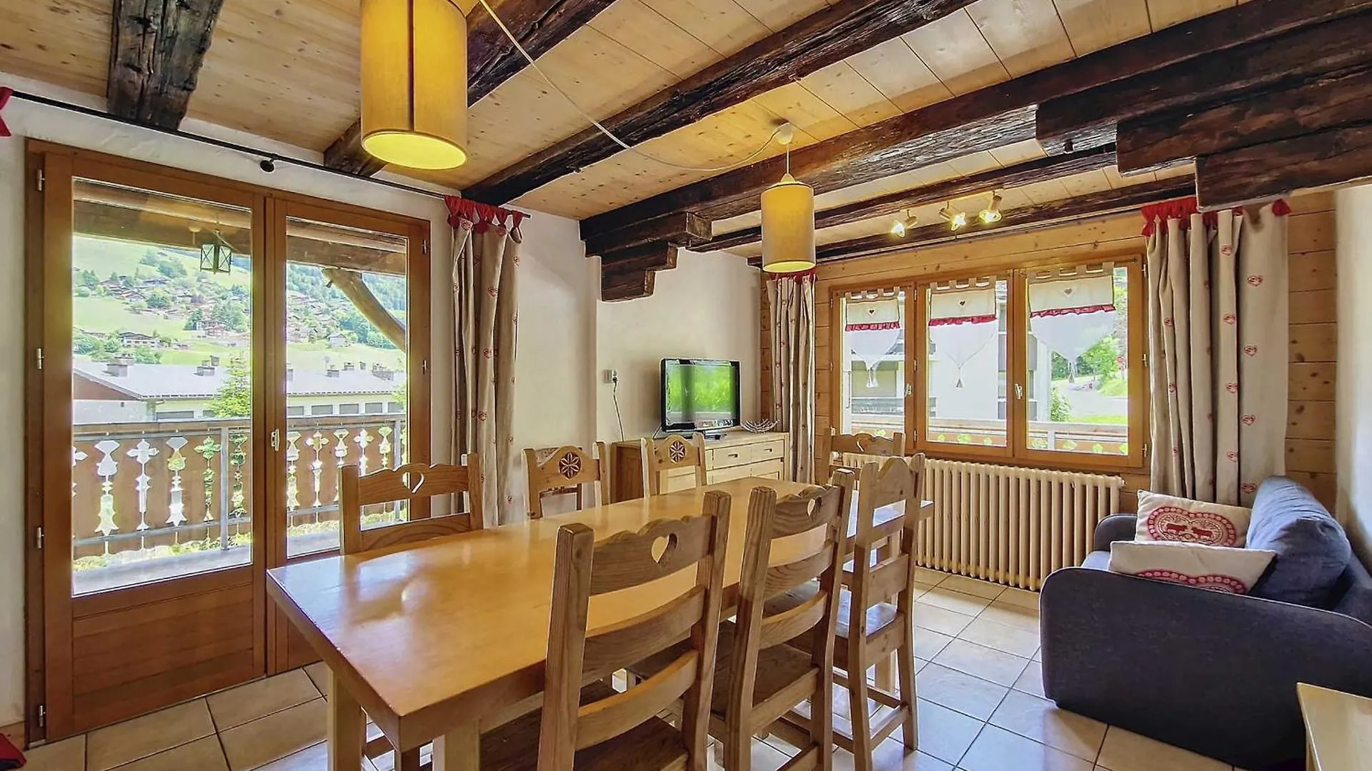 Chalet A La Clusaz 10 Pers, 4 Chambres, Parking - Fr-1-818-1