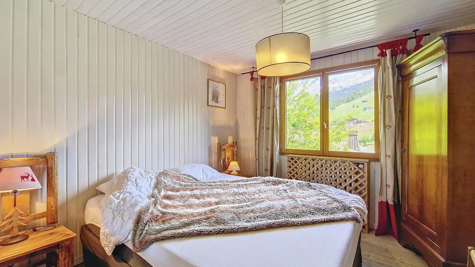 Chalet A La Clusaz 10 Pers, 4 Chambres, Parking - Fr-1-818-1 France